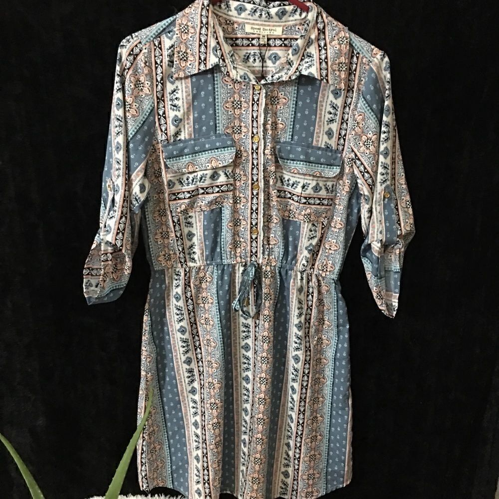 HOSTPICK Gorgeous chest pocket slip like shirt dress - Picture 2 of 8